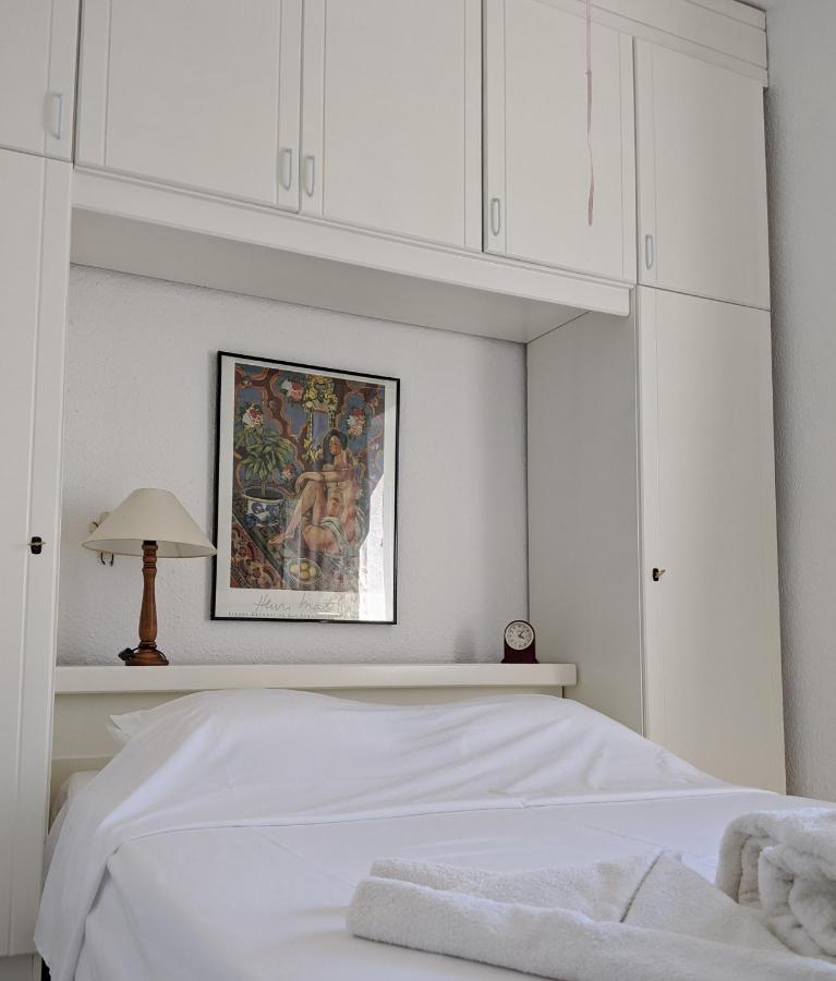Seafront Apartment Пефкохорі Екстер'єр фото